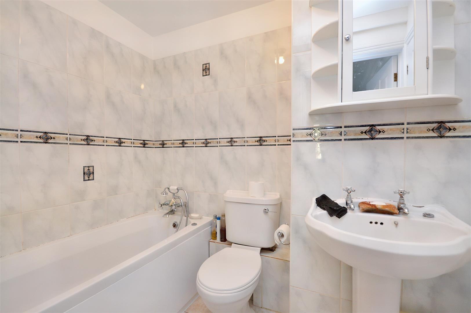 Property Details for Cornfield Terrace Eastbourne BN21 4NS Town